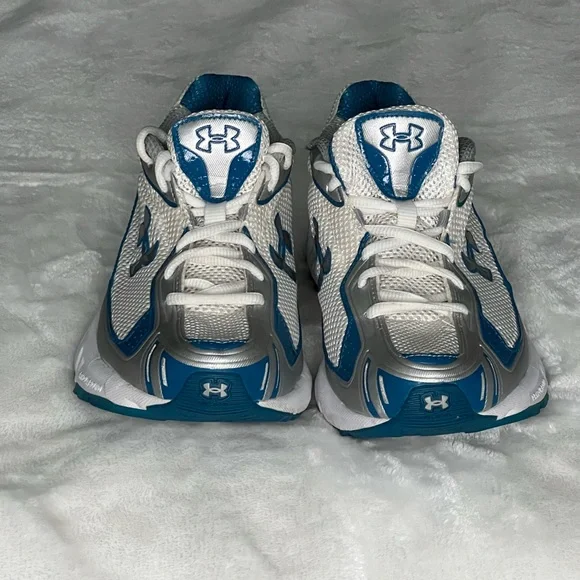 Under Armour Running Shoes - Picture 3 of 4